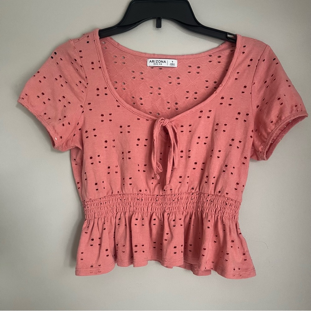 Arizona Jean Co Women's Cropped Coral Eyelet Flare Peplum Bottom Top Size S